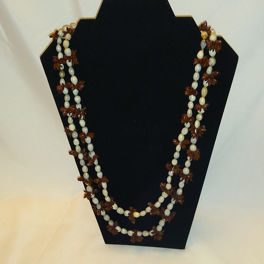 Vintage shell necklace from Jamaica. 25inches long